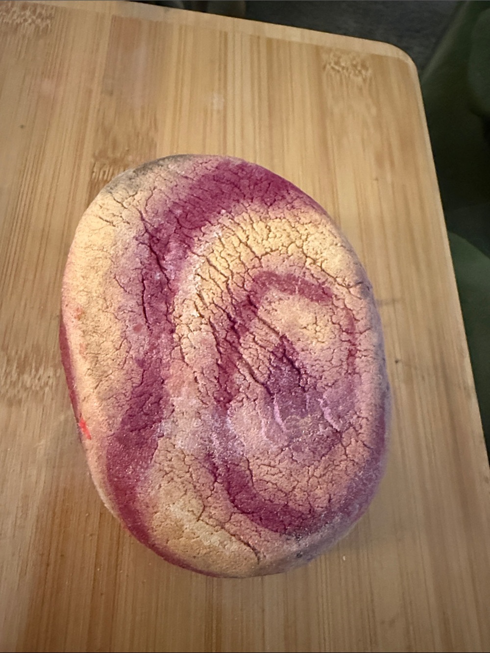 Lush Cosmetics Cinnamon Roll bubble bar